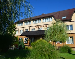 Otel Tulipan (Khust, Ukrayna)