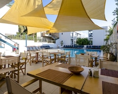 Hotel Mika Villas (Piskopiano, Greece)