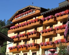 Hotel Dolomiti Cozzio (Madonna di Campiglio, Italy)