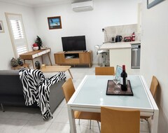 Cijela kuća/apartman Cute And Quiet Flat At Elanora Heights (Manly, Australija)