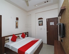 Hotelli Oyo 38103 Hotel Shubham (Pataudi, Intia)