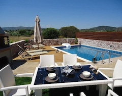 Khách sạn Ossiano Pool Villas (Charaki, Hy Lạp)