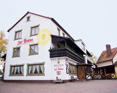 Khách sạn Zur Sonne (Schollbrunn, Đức)