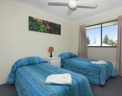 Hotelli Pacific Place Apartments (Bilinga, Australia)