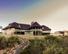 Hotel Hartenbos Private Game Lodge (Hartenbos, South Africa)