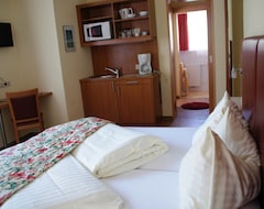 Khách sạn Hotel Mountain Motel (Kaprun, Áo)