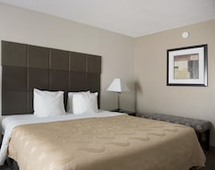 Quality Inn & Suites Denver Stapleton Hotel (Denver, Sjedinjene Američke Države)