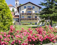 Khách sạn Grafliches Hotel Alte Post (Bad Birnbach, Đức)