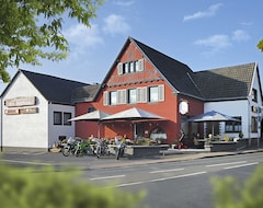 Otel Harmony Beim Holzschnitzer (Dreis-Brück, Almanya)