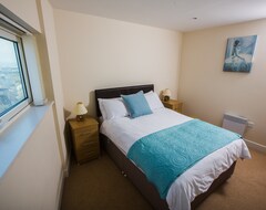 Entire House / Apartment Baystays Waterfront Apartments (Swansea, United Kingdom)