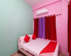 Hotel OYO 37100 Apan Guest House (Kolkata, Indija)