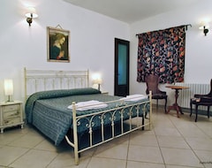 Hotel Masseria L'Ovile (Ostuni, Italy)