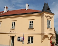 Zámecký hotel Lednice (Lednice, Česká republika)