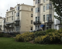 Hotel Russell Guest House (Brighton, Reino Unido)
