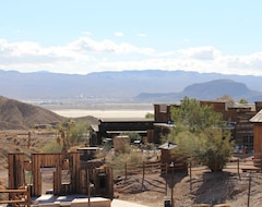 Koko talo/asunto Desert Paradise Panoramic Mountain Views (Daggett, Amerikan Yhdysvallat)
