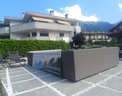 Otel B&B Affittacamere Valchiavenna (Chiavenna, İtalya)