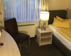 Khách sạn Hotel-Restaurant Derboven (Seevetal, Đức)