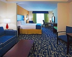 Holiday Inn Express Hotel & Suites Orlando - Apopka, An Ihg Hotel (Apopka, USA)