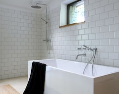 Toàn bộ căn nhà/căn hộ Contemporary Sheepfold With Pool, 225m2, 4 Bedrooms, 3 Bathrooms, Wifi, Sound (Barbaggio, Pháp)