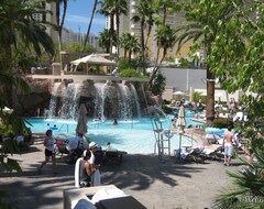 Hotel Mgm Signature 2br 3ba Right On Las Vegas Strip W/ View, Balcony, Pool & Hot Tub (Las Vegas, USA)