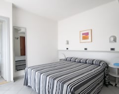 Hotel Aria di Mare - Bed & Brunch in centro a Riccione (Riccione, Italien)