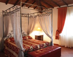 Hotel Podere le Capanne (Trequanda, Italy)