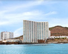 Khách sạn Las Olas Resort & Spa (Rosarito, Mexico)