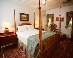 Bed & Breakfast The Zevely Inn (Winston Salem, USA)