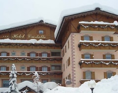 Khách sạn Hotel Cristallo (Andalo, Ý)