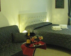 Hotel Enza (Florence, Italy)