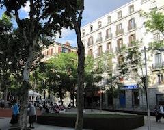 Hotel Hostal Asuncion (Madrid, Spain)