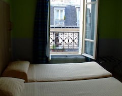 Roma Hotel Sacré Coeur (Paris, Fransa)