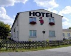 Khách sạn Hotel Zur Rose (Trebbin, Đức)