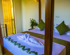 Hotel Sigiri Arana Luxury Chalets (Sigiriya, Šri Lanka)