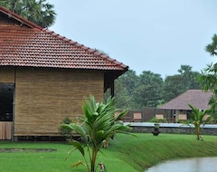 Resort/Odmaralište Thompukandam Village Resort (Kalmunai, Šri Lanka)