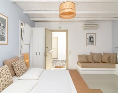 Hotel Ninemia Suites & Open air Spa (Kionia, Grecia)