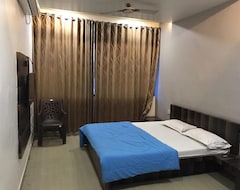 Hotel Mahalaxmi Deluxe Lodging (Kolhapur, India)