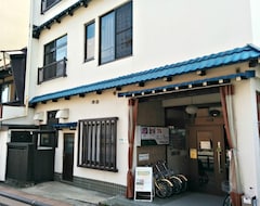 Khách sạn J-Hoppers Hida Takayama Guesthouse (Takayama, Nhật Bản)