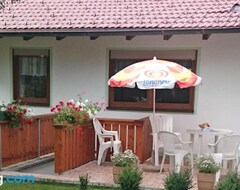 Toàn bộ căn nhà/căn hộ Spacious Holiday Home In Tannenberg With Sauna (Burggen, Đức)
