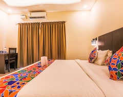 Khách sạn FabHotel Monash De Alcazar Calangute (Calangute, Ấn Độ)