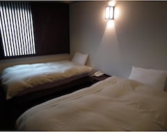 Hotelli Miroku-no-yu-no-yado Kozaburo (Tonami, Japani)