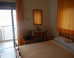 Khách sạn Kritikos Rooms (Monemvasia, Hy Lạp)