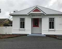 Toàn bộ căn nhà/căn hộ The Old Post Office Awakino (Mokau, New Zealand)