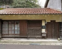 Koko talo/asunto Tomoru (Oda, Japani)