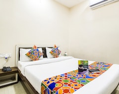 Khách sạn OYO 12161 Hotel Madhur Inn (Indore, Ấn Độ)