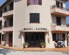 Aparthotel Esterel Mandelieu (Mandelieu-La-Napoule, Francuska)