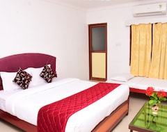 Toàn bộ căn nhà/căn hộ Onila Resort Villa With Pool (Yelagiri, Ấn Độ)