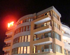 Khách sạn Zlatna Ribka (Nesebar, Bun-ga-ri)