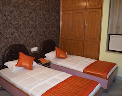 Khách sạn OYO 9061 Savera Retreat (Patna, Ấn Độ)