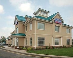 Hotel Howard Johnson By Wyndham Toms River (Toms River, USA)